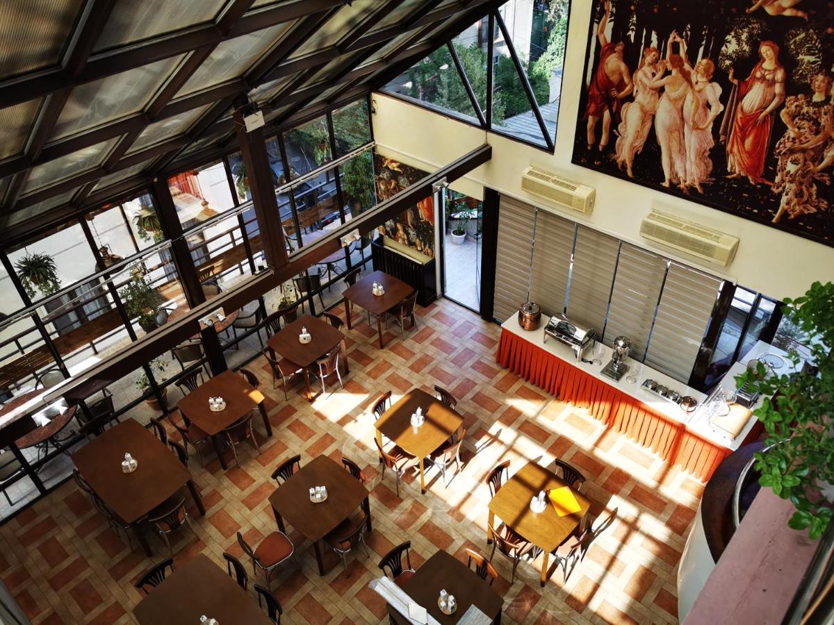 Pino Vere Palace Hotel Τυφλίδα Εξωτερικό φωτογραφία