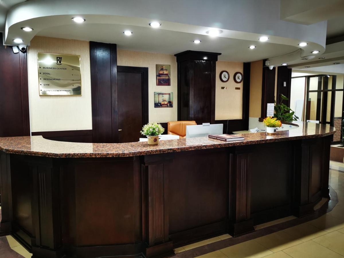 Pino Vere Palace Hotel Τυφλίδα Εξωτερικό φωτογραφία